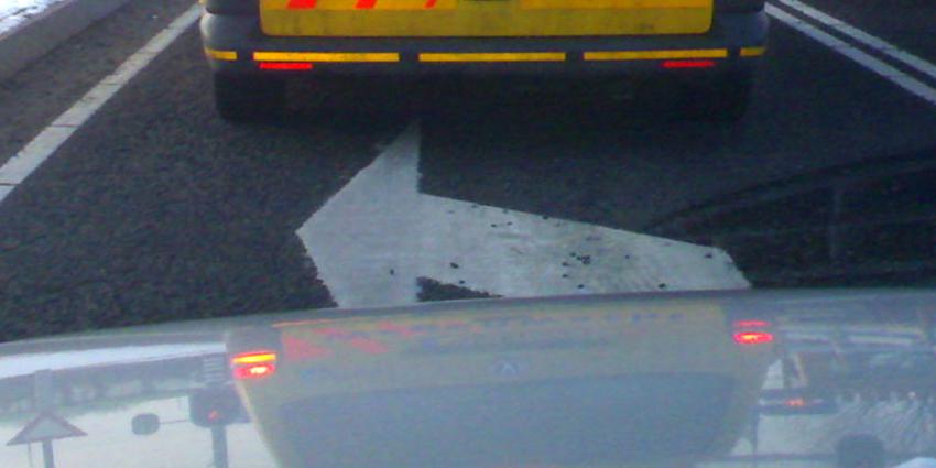 ANWB-Wegenwachter aangereden op vluchtstrook A7 Wieringerwerf