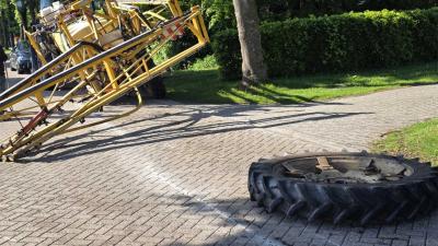sproeimachine-tractor-wiel