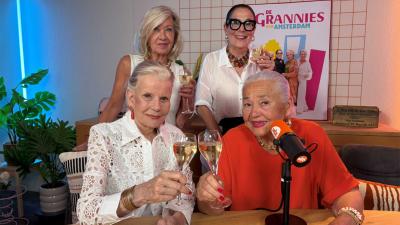grannies-naaktkalender-MAX