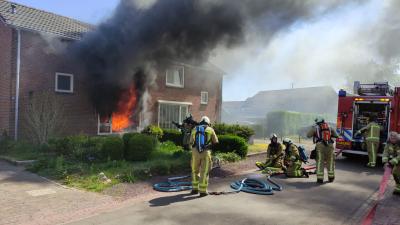 Brandweer blust brand