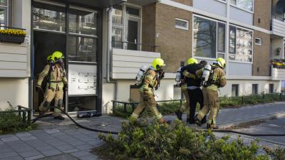 Zwaargewonde bij woningbrand in Schiedam