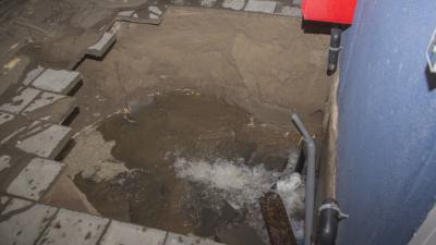 Waterleiding gesprongen in Vlaardingen