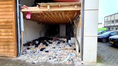 Gevel volledig verwoest door explosie