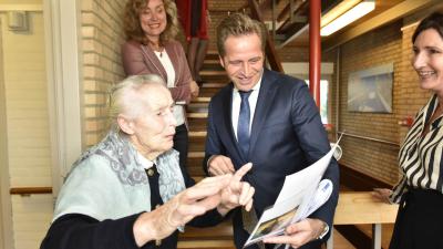 Start pilots logeerzorg om mantelzorgers te ontlasten