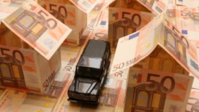 Huizenprijzen dalen iets minder