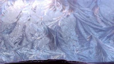 Koude nacht met kans op gladheid