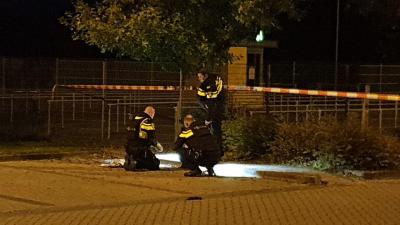 Politie onderzoekt parkeerterrein