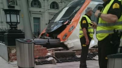 48 gewonden na botsing trein op station in Barcelona