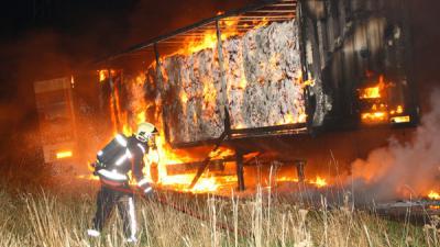 Foto van brandende oplegger | Henk Brunink