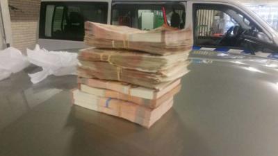 Niet-handsfree bellen kost verdachte 45.000 euro