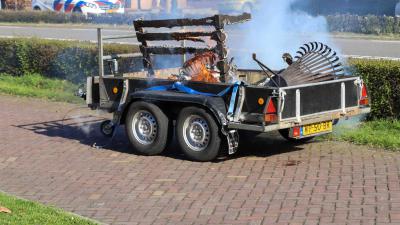 aanhangwagen-vuurkorven-brand