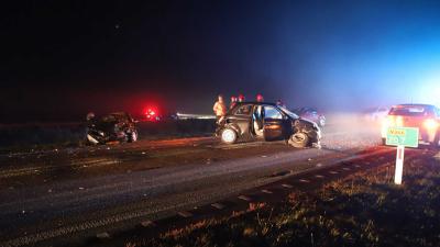 aanrijding-donker-personenauto's