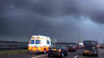 ambu-snelweg-vluchtstrook