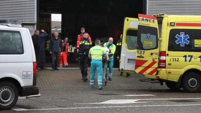 Man zwaargewond bij bedrijfsongeval Schiedam