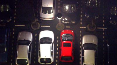 auto-parkeerplaats-donker