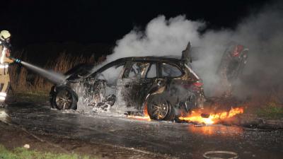 auto-uitgebrand-rook