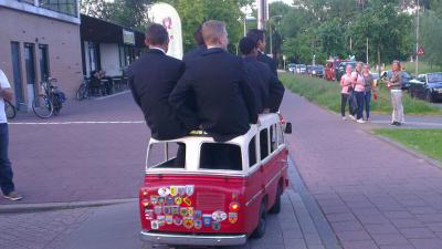 Met jonge chauffeur op stapavond meerijden is levensgevaarlijk