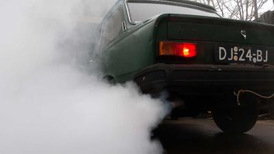 Meer grijs op de weg