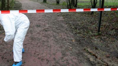 Politie vindt babylijkje in park Alkmaar