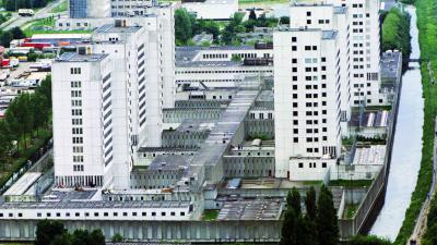 Terrein Bijlmerbajes verkocht; Bajes Kwartier wordt nieuwe stadswijk Amsterdam