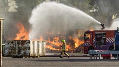 Grote brand afvalverwerker van Gansewinkel in Rotterdam