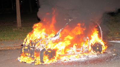 Brommobiel voor derde keer in brand gestoken in Tilburg