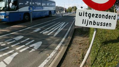 Zelfrijdende bus op openbare weg gestest tussen Schiphol en Haarlem