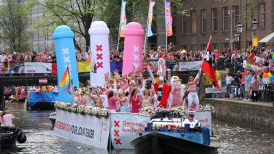 canal-parade