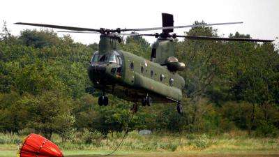 chinook-helikopter-blussen