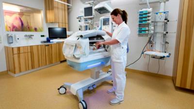 LUMC opent op Neonatologie nieuwe intensive care