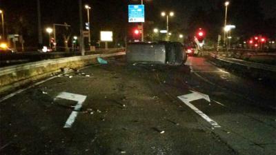 Vier minderjarigen gecrasht na dollemansrit met bestelbusje