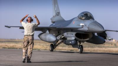 Kamermeerderheid voor bombarderen in Syrië