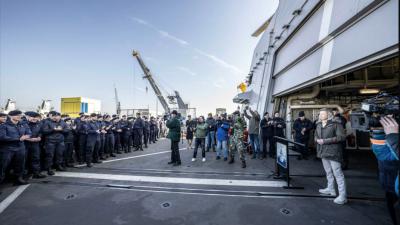 Marineschip Zr.Ms. De Zeven Provinciën naar Noorwegen voor NAVO-vlootverband