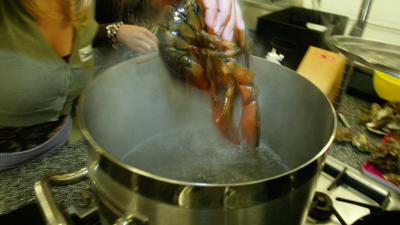 AH helpt bij Kerstdinner