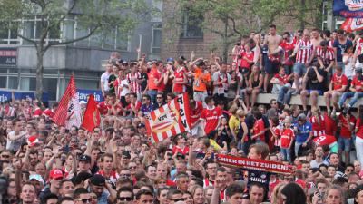 100.000 mensen vierden kampioenschap PSV en Oranje Zwart