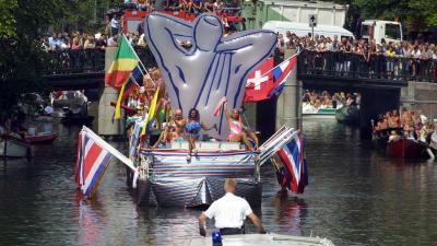 Flink meer politie op de been tijdens botenparade EuroPride