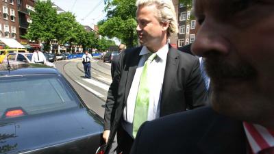 Wilders de straat weer op als er meer bekend is over het lek