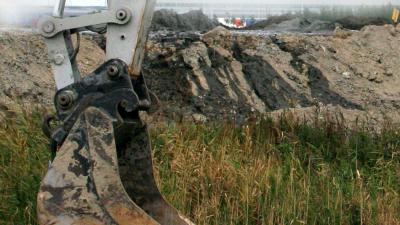 Graafkraanmachinist overleden na ongeval met omgevallen heipaal