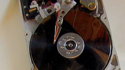 Onbeveiligde harde schijf onderzoeker Antoni van Leeuwenhoek gestolen