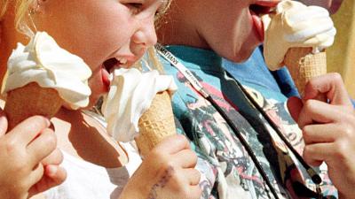 Ambachtelijk ijs uit ijssalons voldoet niet altijd aan hygiëne-eisen