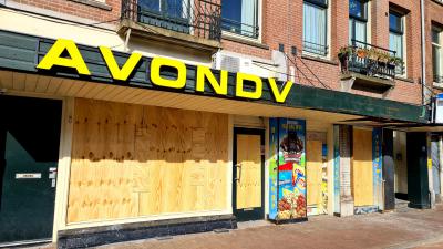 Explosie in avondwinkel