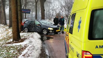 Zwaar beschadigde auto