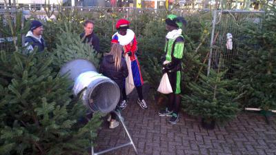 foto van verkoop kerstboom | fbf