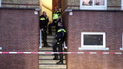 kind-raam-gewond-agenten