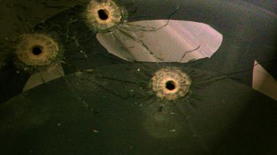 kogelgaten-ruit-auto