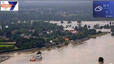Maasstraat-Roermond-overstroming-webcam