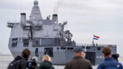 marineschip-haven-uitzwaaien