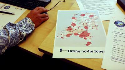 Politie en KMar controleren dronepiloten 