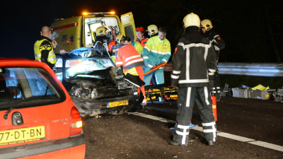 Gewonde bij aanrijding meerdere voertuigen op A67