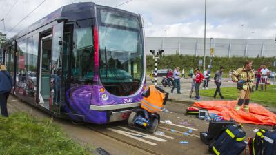 Gewonde bij aanrijding tram en scootmobiel